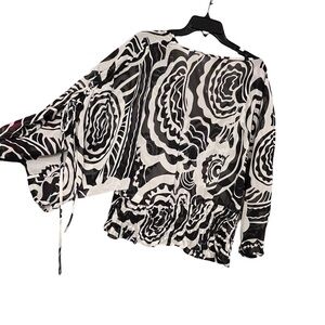 ECI size XL black & white dolman sleeve semi sheer blouse v- neck with buttons